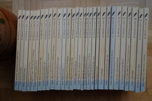 Die Bibliothek von Babel. Eine Sammlung phantastischer Literatur herausgegeben von Jorge Luis Borges. (=30 Bände)