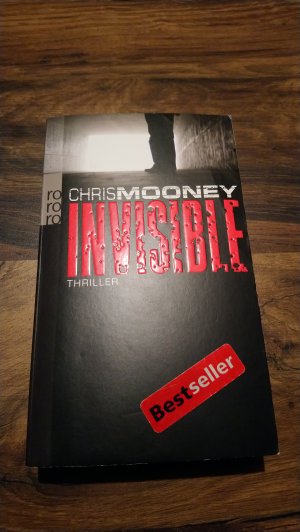 gebrauchtes Buch – Mooney, Chris – Invisible