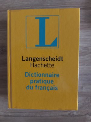 gebrauchtes Buch – Langenscheidt Hachette Dictionnaire pratique du français