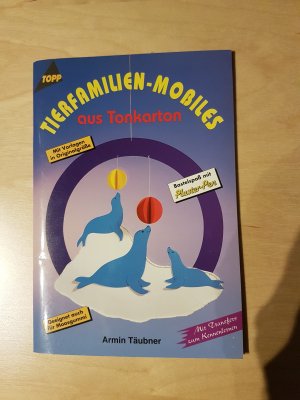 Tierfamilien-Mobiles aus Tonkarton