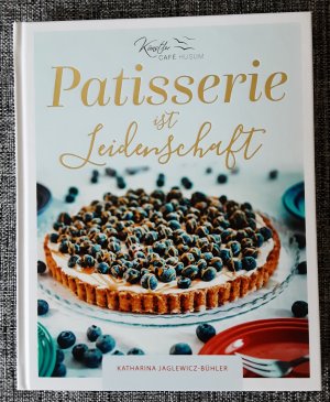 Patisserie ist Leidenschaft - Künstler-Cafe Husum