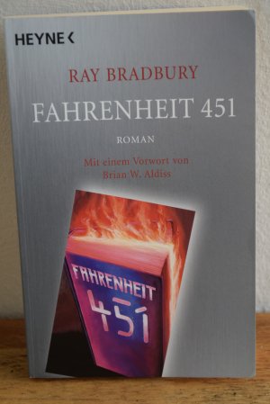 gebrauchtes Buch – Ray Bradbury – Fahrenheit 451