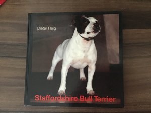 gebrauchtes Buch – Dieter Fleig – Staffordshire Bull Terrier