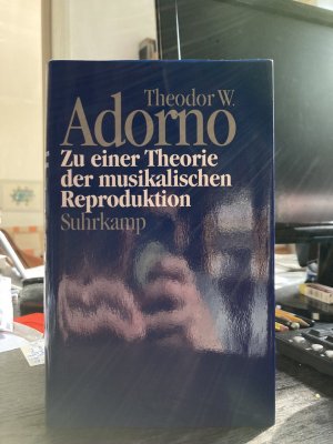 Zu einer Theorie der musikalischen Reproduktion.