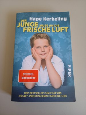 gebrauchtes Buch – Hape Kerkeling – Der Junge muss an die frische Luft - Meine Kindheit und ich | Biografie. Der SPIEGEL-Bestseller #1