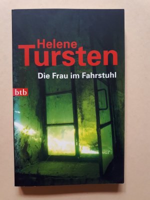 gebrauchtes Buch – Helene Tursten – Die Frau im Fahrstuhl