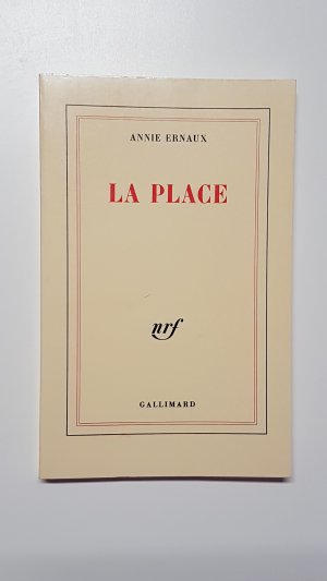 gebrauchtes Buch – Annie Ernaux – La place