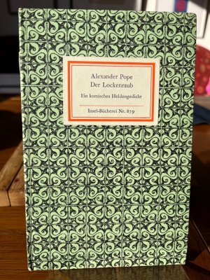 antiquarisches Buch – ib 879 Insel-Bücherei - Pope – Der Lockenraub. Ein komisches Heldengedicht. Mit 9 Zeichungen von Aubrey Beardsley. [Insel-Bücherei 879/1B]