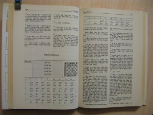 gebrauchtes Buch – Nikolay Kalinichenko – Encyclopedia. Modern Chess Opening. Volume 1. Open Games