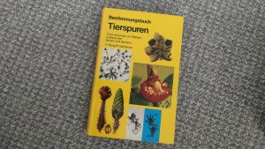 gebrauchtes Buch – Bestimmungsbuch Tierspuren