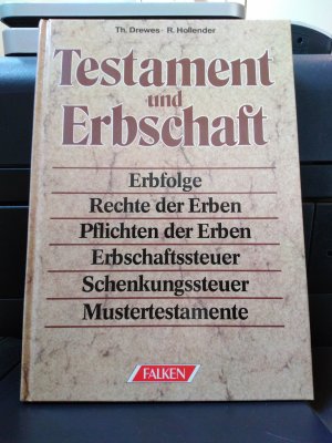 gebrauchtes Buch – Drewes, Theo; Hollender – Testament und Erbschaft