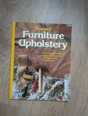 gebrauchtes Buch – Sunset – Furniture Upholstery