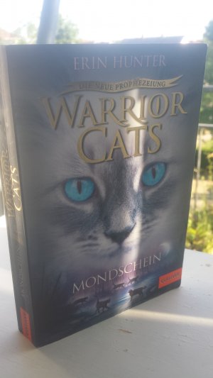 gebrauchtes Buch – Erin Hunter – Warrior Cats - Die neue Prophezeiung. Mondschein - II, Band 2