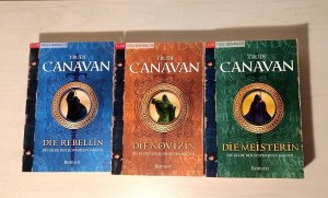 gebrauchtes Buch – Trudi Canavan – Die Gilde der Schwarzen Magier (komplett) - Die Rebellin + Die Novizin + Die Meisterin