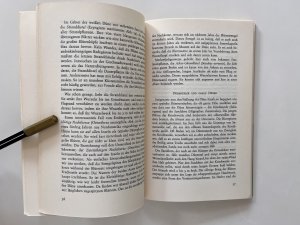 gebrauchtes Buch – Hermann Homann – Strandläufer - Seltsames und Seltenes am Nordseestrand, mit 48 Abb.