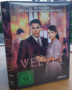 gebrauchter Film – Velvet Volume 1