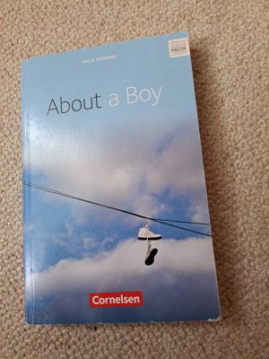 gebrauchtes Buch – Peter Bruck – About a Boy Cornelsen Senior English Library - Literatur - Ab 10. Schuljahr - About a Boy - Textband mit Annotationen