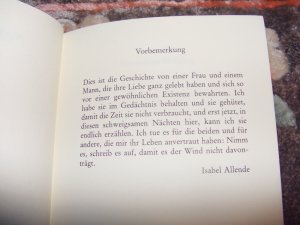 gebrauchtes Buch – Isabel Allende – Von Liebe und Schatten