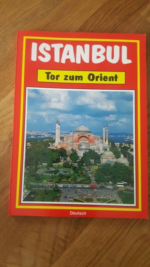 gebrauchtes Buch – Turhan Can – Istanbul. Tor zum Orient.