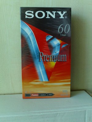 neuer Film – Sony 60 Premium Video-Leerkassette