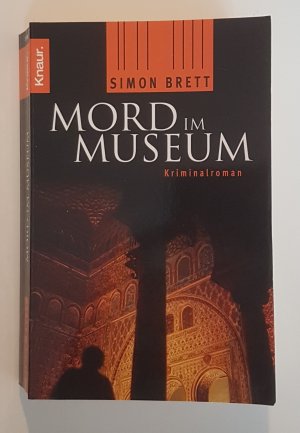 gebrauchtes Buch – Simon Brett – 09- Mord im Museum