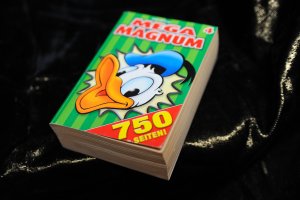 gebrauchtes Buch – Walt Disney – MEGA MAGNUM 4 - 750 Seiten