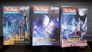 27 x Perry Rhodan, Heft 3100 – 3108, 3114 – 3123, 3134 – 3142 Chaotarchen Zyklus ( Sammlung Konvolut 3101 3102 3103 3104 3105 3106 3107 3115 3116 3117 […]