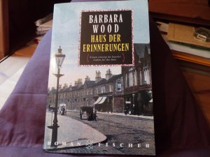 gebrauchtes Buch – Barbara Wood – Haus der Erinnerungen