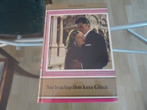 antiquarisches Buch – Monika Bauer – Sie brachte ihm kein Gllück - Frauenroman - Coverfoto Gudula Blau Gerhard Riedmann in "Die Heilige und ihr Narr"