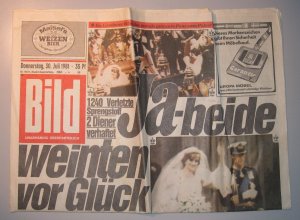 gebrauchtes Buch – BILD Redaktion – BILD-Zeitung vom Donnerstag, 30. Juli 1981 "Ja - beide weinten vor Glück" - Hochzeit Prinz Charles und Lady Diana. Nr.174/31