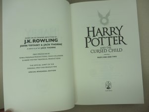 gebrauchtes Buch – Rowling, J.K – Harry Potter and the Child