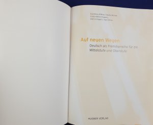 gebrauchtes Buch – Eva-Maria Willkop – Auf neuen Wegen. Lehrbuch: Deutsch als Fremdsprache für Mittelstufe und Oberstuf