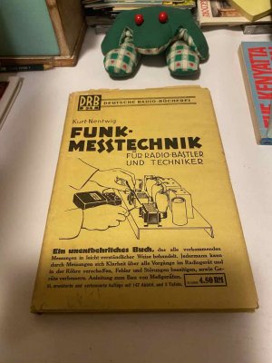 antiquarisches Buch – Kurt Nentwig – Funkmesstechnik für Radio-Bastler und Techniker. mit beilage kleinen heft katalog für technik bücher