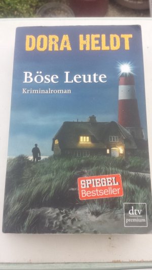 gebrauchtes Buch – Dora Heldt – Böse Leute