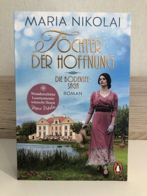 gebrauchtes Buch – Maria Nikolai – Töchter der Hoffnung - Roman. Auftakt der bezaubernden neuen Trilogie der Bestsellerautorin