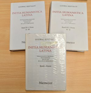 Ludwig Bertalot: Initia Humanistica Latina. Band I, Band II/1 und Band II/2 (= vollständige Ausgabe), gebundene Ausgabe.