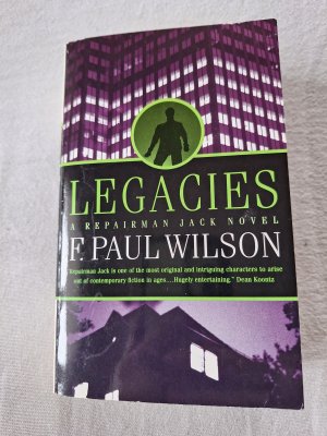 gebrauchtes Buch – F. Paul Wilson – Legacies