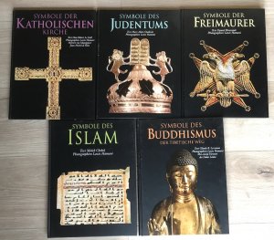 Symbole der Katholischen Kirche / Symbole des Judentums / Symbole des Islam / Symbole des Buddhismus. Der tibetische Weg / Symbole der Freimaurer [alle […]