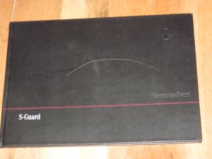 gebrauchtes Buch – Mercedes-Benz – Mercedes-Benz  S-Guard.