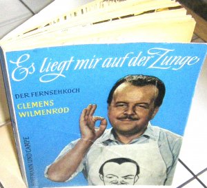 ES LIEGT MIR AUF DER ZUNGE-nicht nur Toast Hawaii-hier auch andere Rezepte vom 1. Fernsehkoch- 3. Auflage-