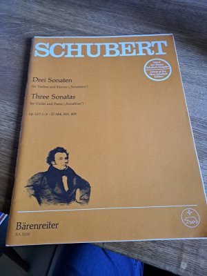 gebrauchtes Buch – Franz Schubert – Drei Sonaten für Violine und Klavier. (SONATINEN) op 137,1-3