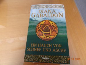 gebrauchtes Buch – Diana Gabaldon – Ein Hauch von Schnee und Asche