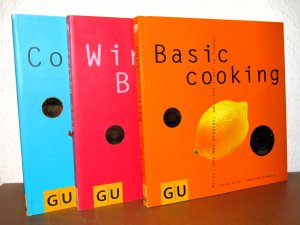 gebrauchtes Buch – Sälzer, Sabine; Dickhaut, Sebastian; Behrendt, Bibiana; Sälzer, Sabine; Hess, Reinhardt – Basic cooking / Wine Basics / Cocktail Basics