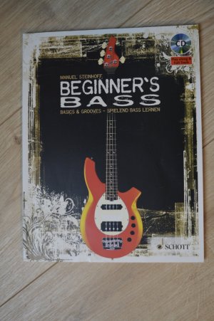 gebrauchtes Buch – Manuel Steinhoff – Beginner's Bass - Basics & Grooves - spielend Bass lernen. Bassgitarre. Lehrbuch mit mp3-CD.