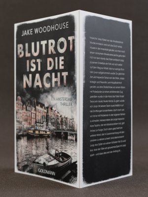 gebrauchtes Buch – Jake Woodhouse – Blutrot ist die Nacht (Inspector Rykel 2). Ein Amsterdam-Thriller