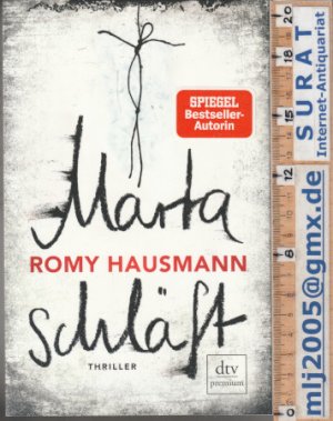 gebrauchtes Buch – Romy Hausmann – Marta schläft. Thriller.