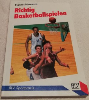 Richtig Basketballspielen