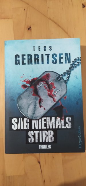 gebrauchtes Buch – Tess Gerritsen – Sag niemals stirb