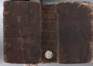 gebrauchtes Buch – Historie van Het Oud en Nieuw Testament, met Christelyke en Stigtbaere Bemerkingen Getrokken Uyt d'HH. Vaders, en andere Geestelyke. Seer nut en dienstig voor de Geloovige. (2 Tle in 1 Bd). (cpl.)