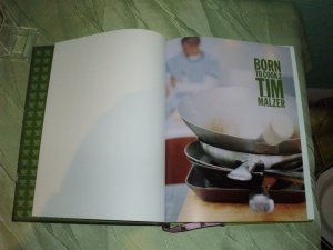 gebrauchtes Buch – Mälzer, Tim und Jan-Peter Westermann – Born to Cook II
